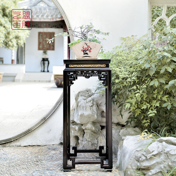 African Blackwood Flower Stand with Jade Disk and Rope Design紫光檀透雕绳璧纹花架